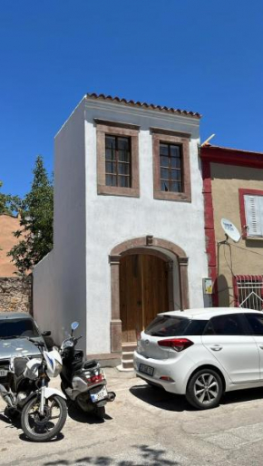 Yunan evi